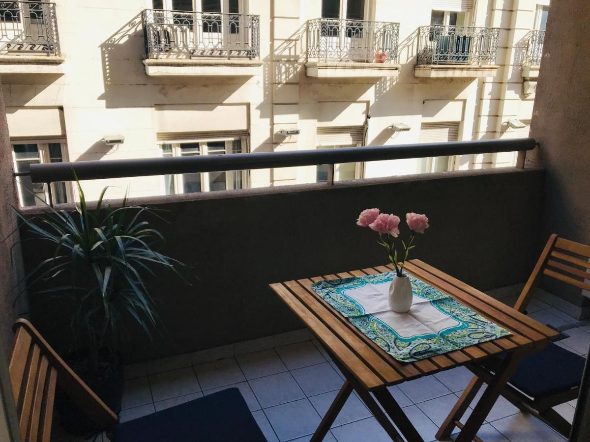 Apartamento Centrico Y Moderno Con Balcon, Piscina, Gimnasio Y Laundry บัวโนสไอเรส ภายนอก รูปภาพ